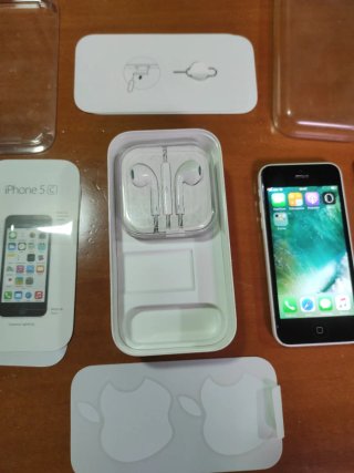 iPhone 5C Nero e Bianco