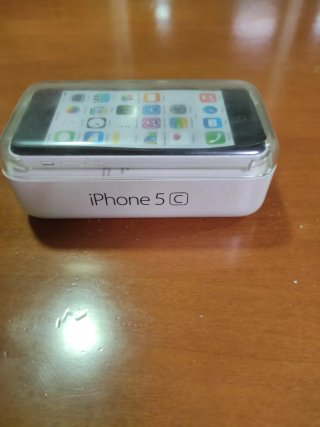 iPhone 5C Nero e Bianco