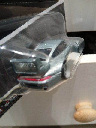 Hot Wheels Porsche 993 GT2 premium