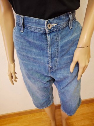Bermuda Levi's Azul
