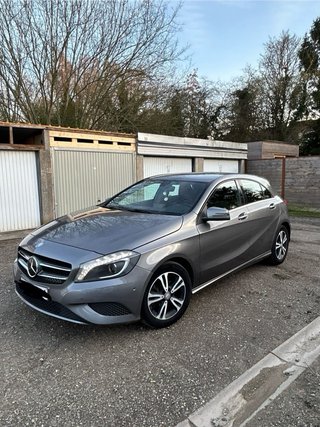 Mercedes-Benz 180 2014