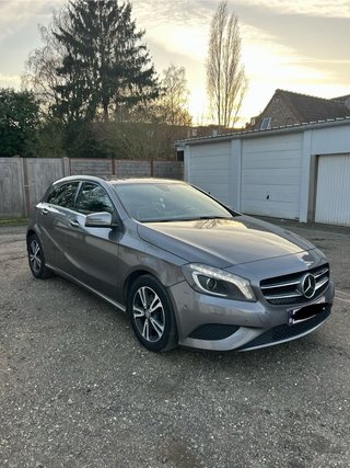 Mercedes-Benz 180 2014