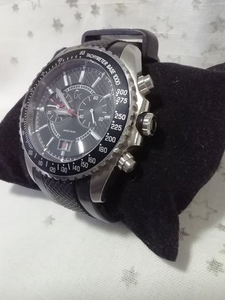 Reloj de hombre GC 30005g negro (Guess)