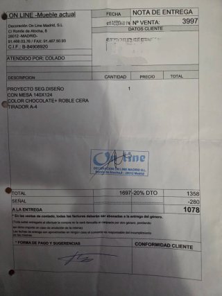 Escritorio de madera
