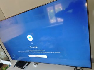TV Samsung 65' y 4K como nueva
