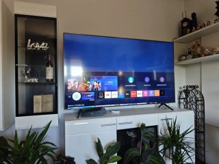 TV Samsung 65' y 4K como nueva