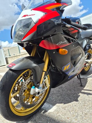 APRILIA RSV MILLE R,  RSV1000R