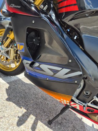 APRILIA RSV MILLE R,  RSV1000R