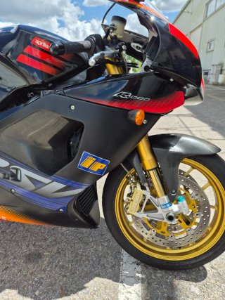 APRILIA RSV MILLE R,  RSV1000R