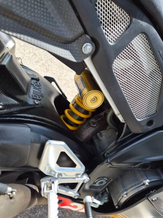 APRILIA RSV MILLE R,  RSV1000R