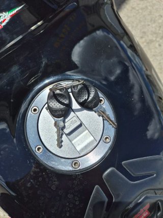 APRILIA RSV MILLE R,  RSV1000R