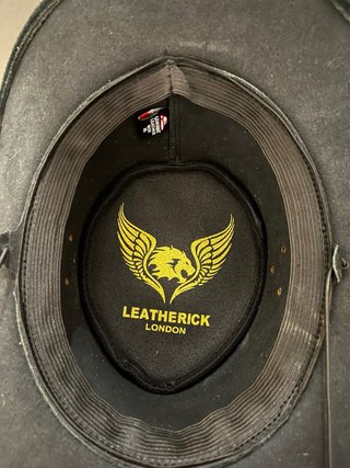 Cappello da cowboy nero