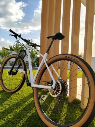 Bicicleta Montaña Mondraker Blanca
