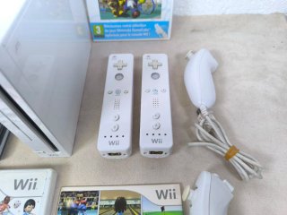 Consola Nintendo Wii Blanca + Juegos y Accesorios