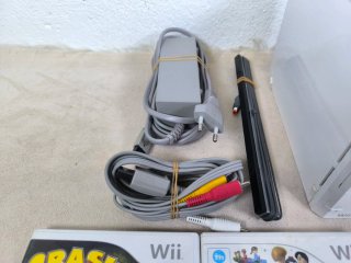 Consola Nintendo Wii Blanca + Juegos y Accesorios