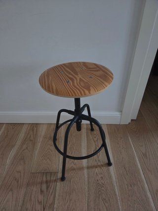 Taburete Kullaberg IKEA Metal y Madera.