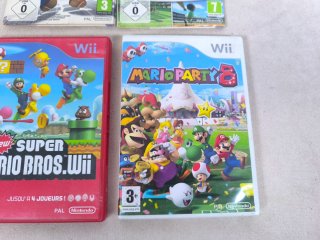 Pacchetto 4 Giochi Wii: Mario Kart, Sports, Party 8, New Super Mario Bros. Wii