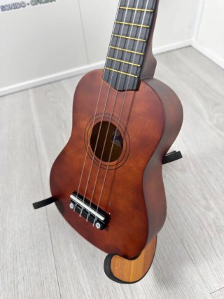 Ukelele Soprano Marrón