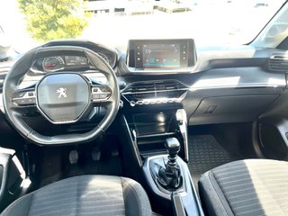 Peugeot 208 1.5HDI 2022