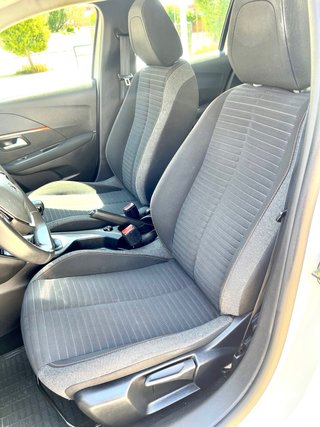 Peugeot 208 1.5HDI 2022