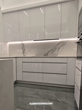 Reformas Integrales de Cocinas Diseño 3D y Montaje
