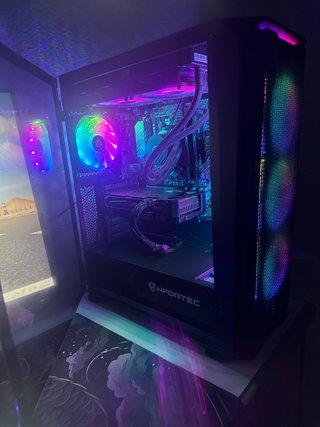 PC y Monitor MSI curvo Más información: 613344596