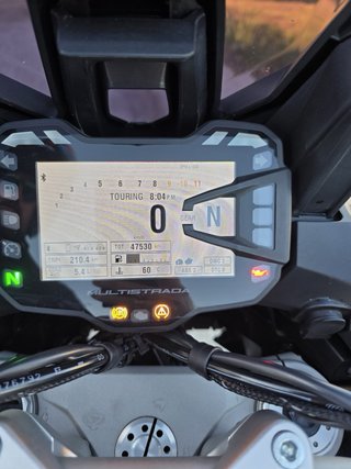 Ducati Multistrada 1200S Blanca.