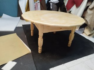 Mesa de madera octogonal
