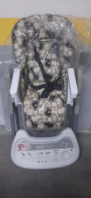 Trona infantil con mesa y funda