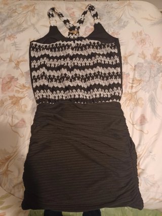 HASTA LAS 12H! Vestido negro Camaleónica Talla M