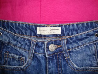 Short vaquero tiro alto Stradivarius