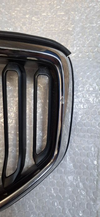 Rejilla delantera Volvo XC40