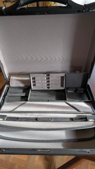 Maletín Samsonite Negro con Cerradura