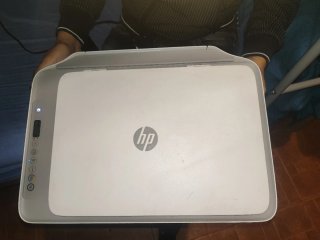 Impresora HP Gris y Blanca