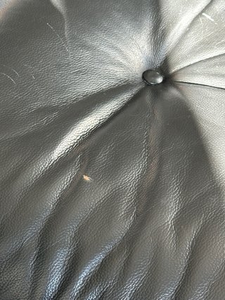 Pouf in metallo e legno