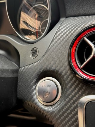 Mercedes-Benz A45 AMG 381