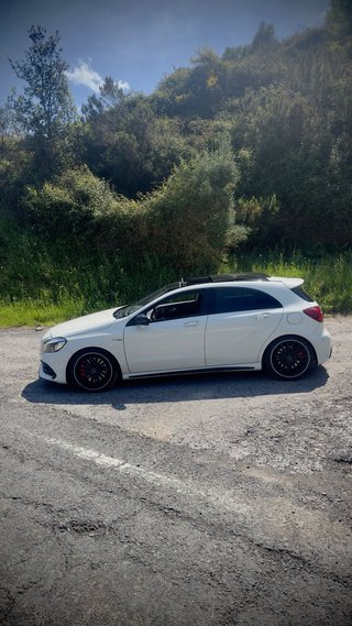 Mercedes-Benz A45 AMG 381