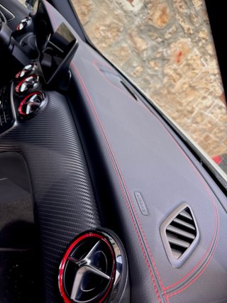 Mercedes-Benz A45 AMG 381