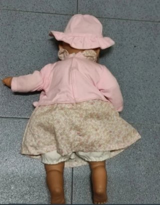 Muñeca Arias 48 cm. más bañera