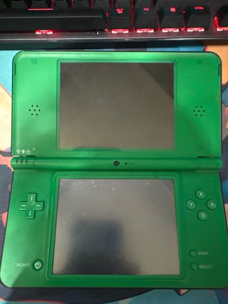 Nintendo DSi Verde