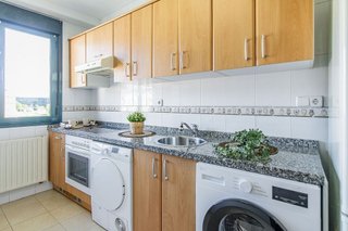Piso en venta en Milán - Pumarín - Teatinos en Oviedo