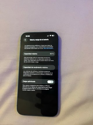2 iPhone 13