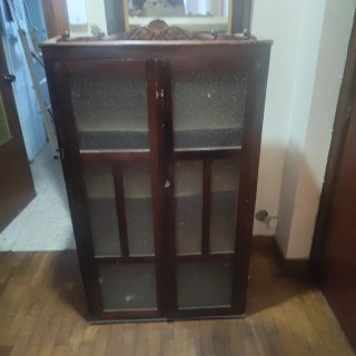 Mueble librería antiguo madera y cristal