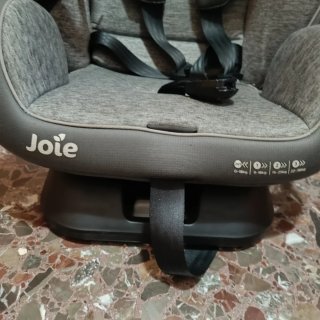Silla de coche Joie. Desde los 0 hasta los 25kg.