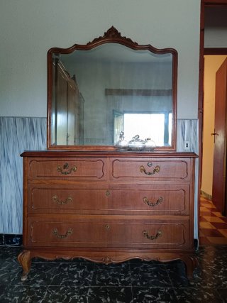 Dormitorio antiguo madera maciza hecho a mano