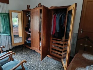 Dormitorio antiguo madera maciza hecho a mano