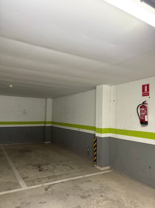 Alquiler plaza de parking en Tiana