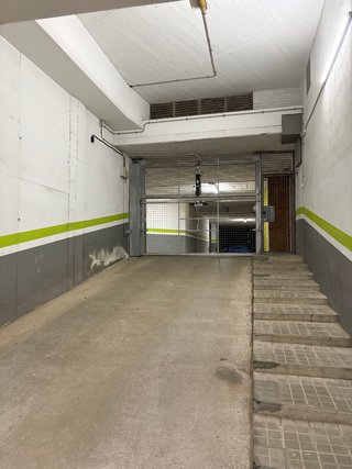 Alquiler plaza de parking en Tiana