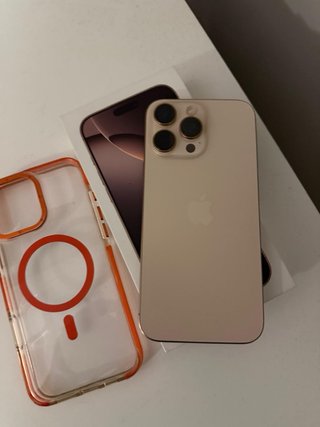 iPhone 16 Pro Max 256GB 100% Batería