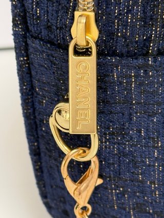 Neceser Chanel convertido en bolso
